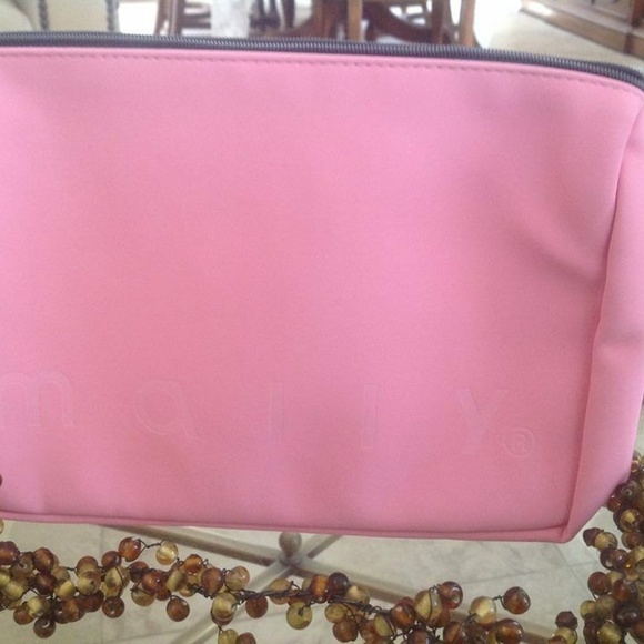 Mally Beauty Large Pink Cosmetics Makeup Bag — BRAND NEW - Picture 4 of 7